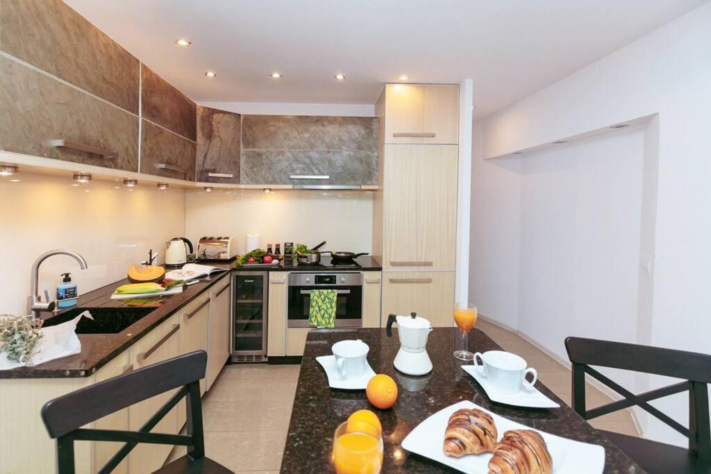 Apartment In The Heart Of Warsaw! Экстерьер фото