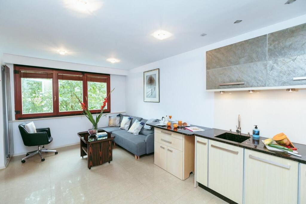 Apartment In The Heart Of Warsaw! Экстерьер фото