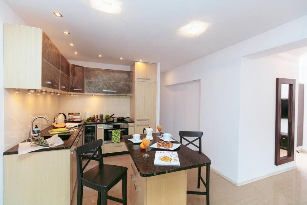 Apartment In The Heart Of Warsaw! Экстерьер фото