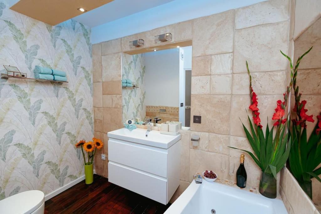 Apartment In The Heart Of Warsaw! Экстерьер фото
