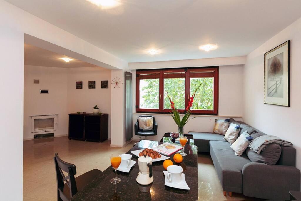 Apartment In The Heart Of Warsaw! Экстерьер фото
